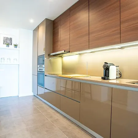 Apartment T3 Aleluia